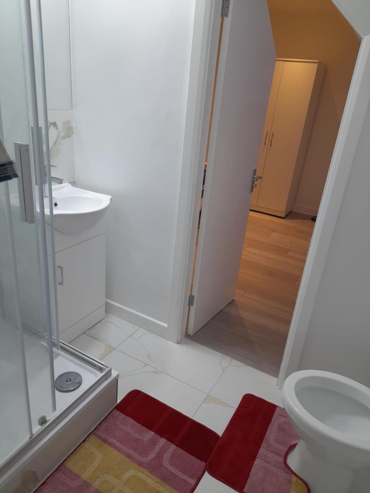 Apartament Baraka House Royal Victoria Londyn Zewnętrze zdjęcie
